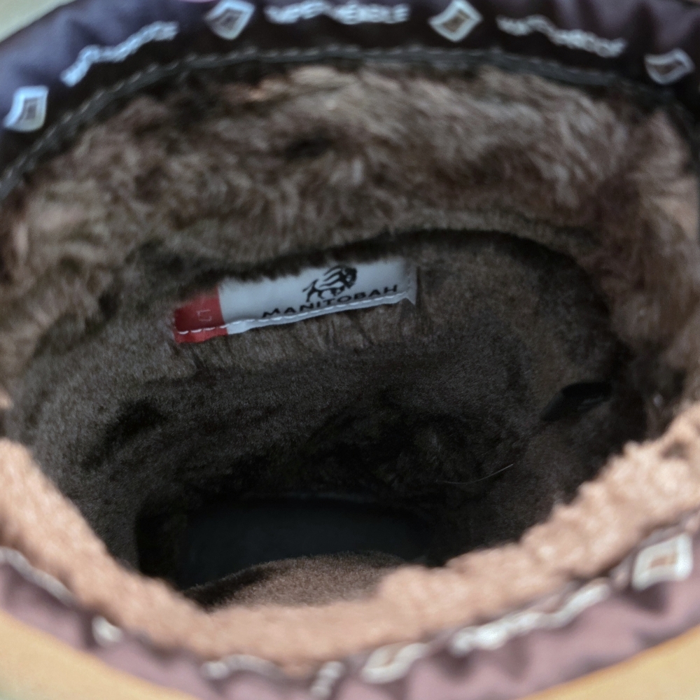 Women’s Manitobah Mukluks Suede Boots in Tan - Picture 8 of 9